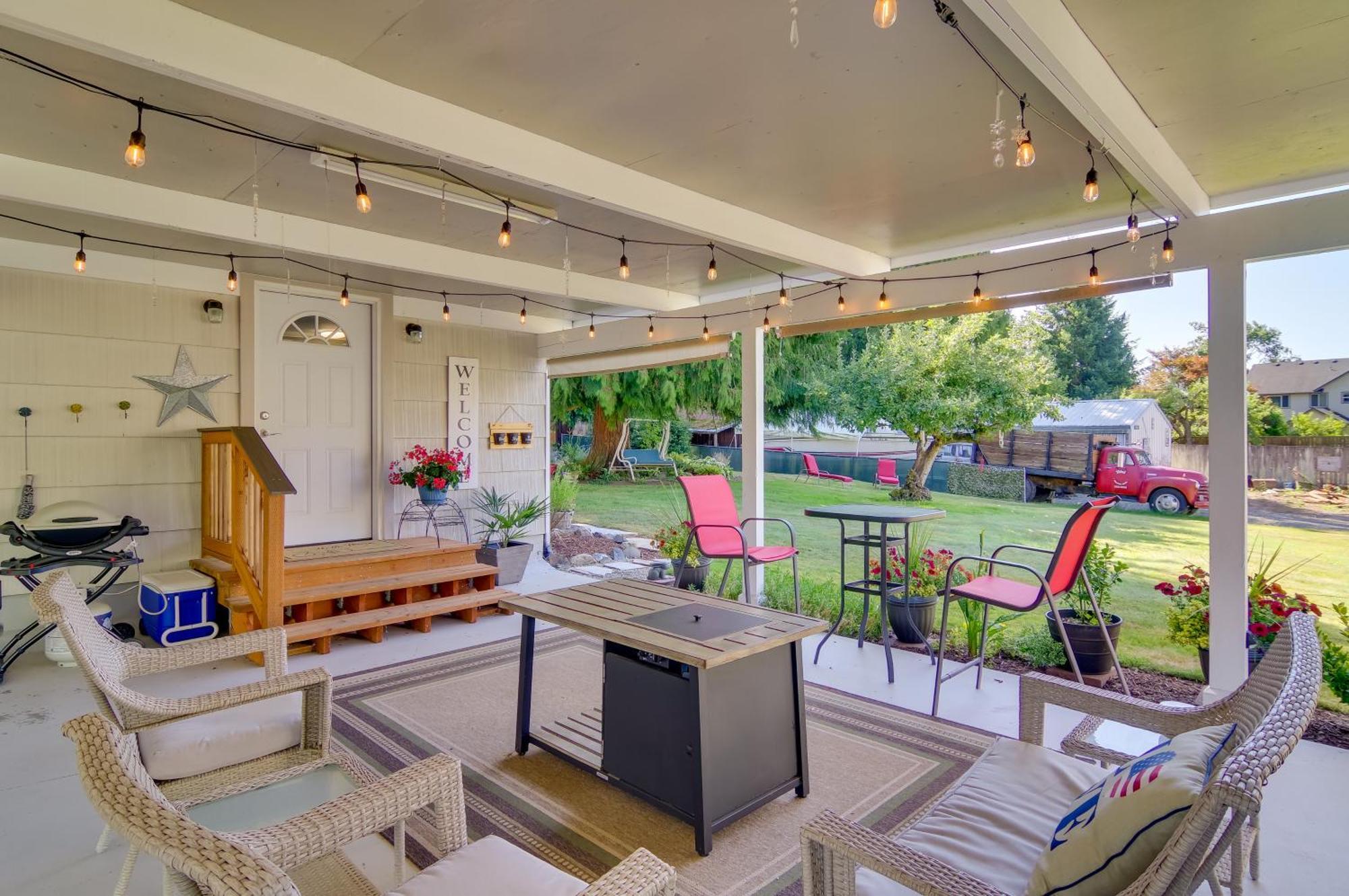 Charming Updated Retreat Walk To Lake Stevens! Экстерьер фото
